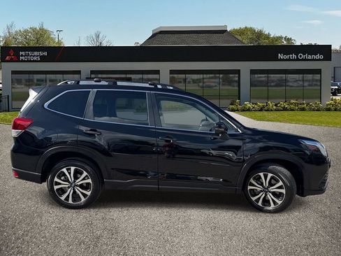 Used 2022 Subaru Forester Limited AWD/4WD image 6