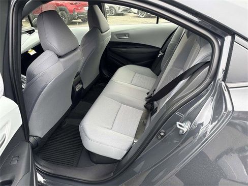 Used 2026 Toyota Corolla SE image 16