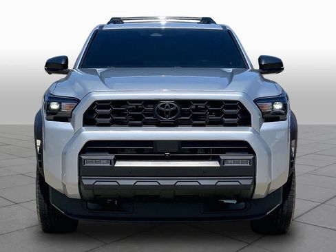 Used 2025 Toyota 4Runner TRD Off-Road Premium AWD/4WD image 4