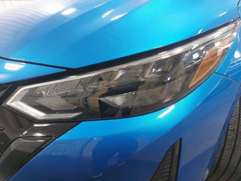Certified 2025 Nissan Sentra SR w/ Midnight Edition FWD image 31