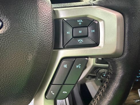 Used 2019 Ford F150 Lariat w/ Equipment Group 502A Luxury AWD/4WD image 51