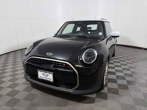Certified 2025 MINI Cooper S image 3
