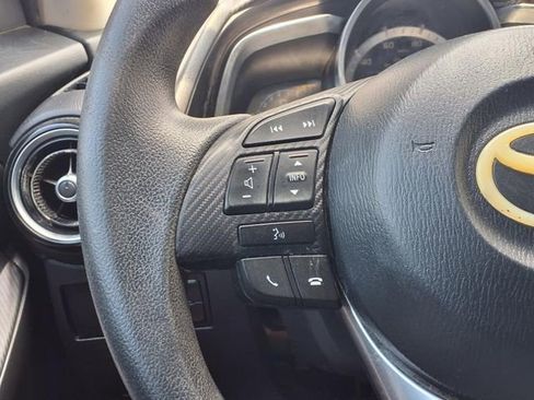 Used 2017 Toyota Yaris iA FWD image 16
