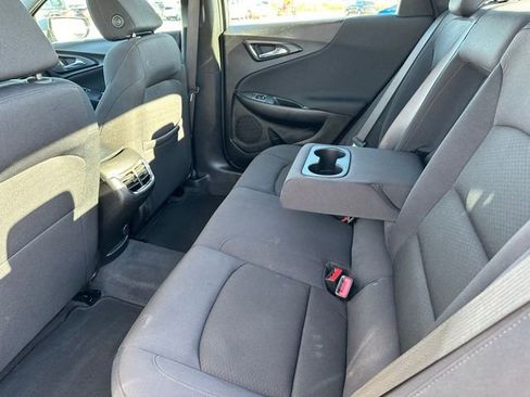 Used 2023 Chevrolet Malibu LT image 16
