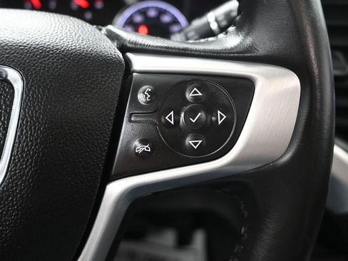 Used 2018 GMC Acadia SLT image 28