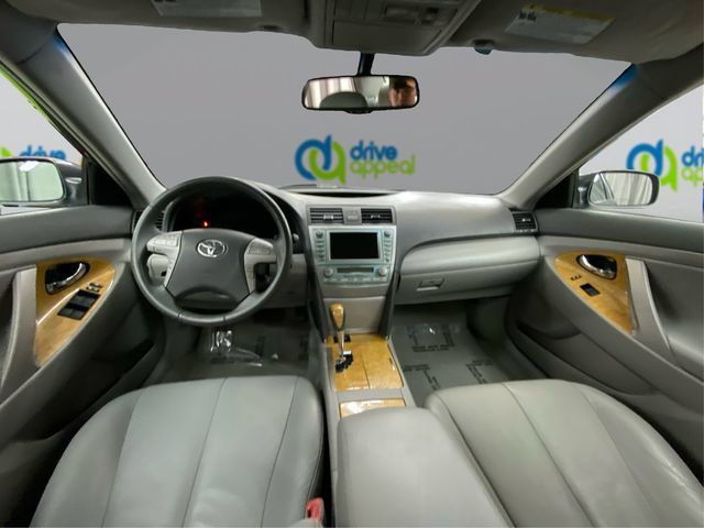 Used 2007 Toyota Camry XLE FWD image 30