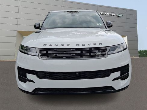 Used 2025 Land Rover Range Rover Sport AWD/4WD image 8