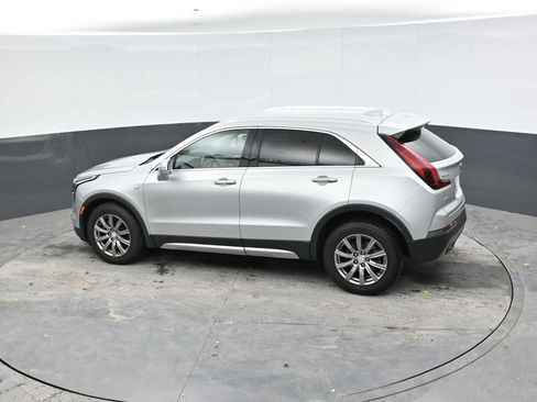 Used 2019 Cadillac XT4 Premium Luxury w/ Enhanced Visibility Package AWD/4WD image 12