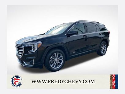 Used 2024 GMC Terrain SLT