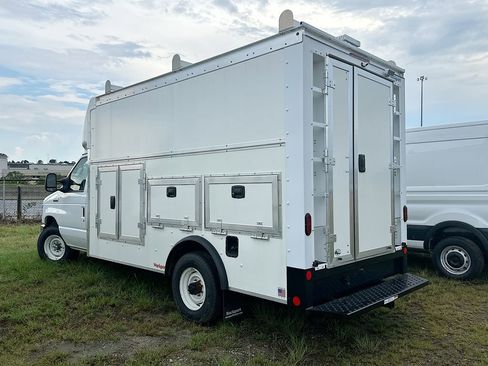 New 2025 Ford E-350 and Econoline 350 Super Duty w/ Power Equipment Group RWD image 5