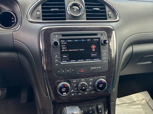 Used 2017 Buick Enclave Leather AWD/4WD image 9