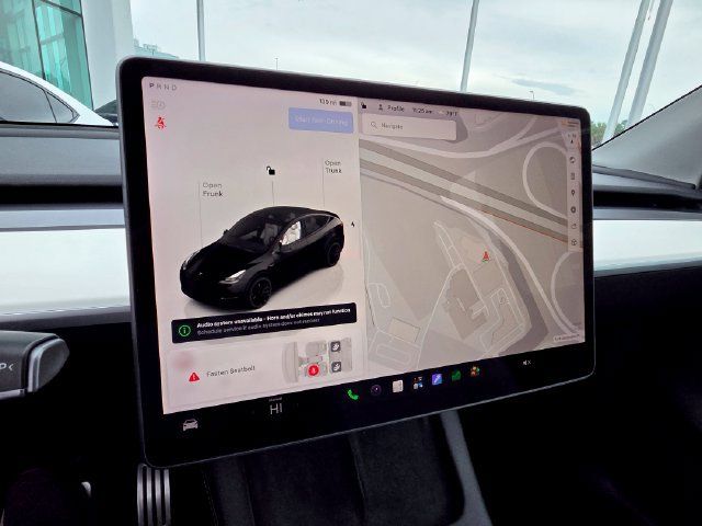 Used 2023 Tesla Model Y Long Range AWD/4WD image 3