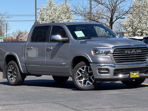 Used 2025 RAM 1500 Laramie image 2