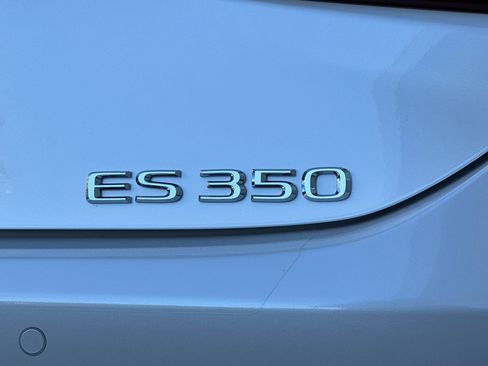 New 2025 Lexus ES 350 w/ Premium Package image 19
