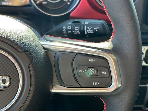 Used 2023 Jeep Wrangler Unlimited Rubicon w/ Cold Weather Group image 25