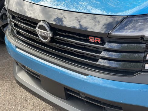Used 2025 Nissan Kicks SR FWD image 7