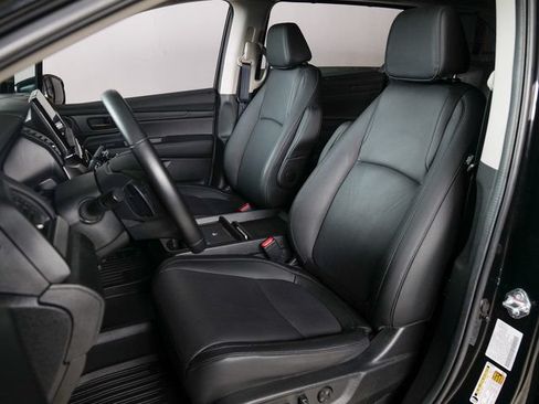 Used 2025 Honda Odyssey EX-L image 5