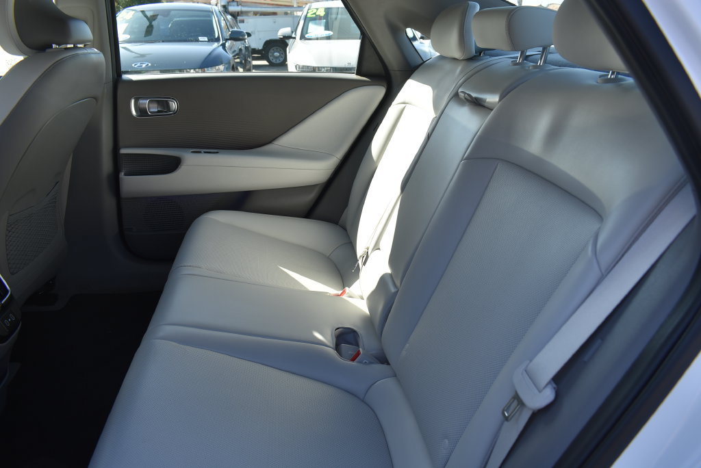 Certified 2023 Hyundai Ioniq 6 SEL RWD image 16