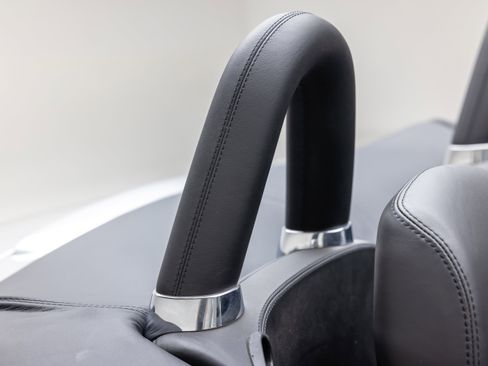 Used 2003 BMW Z8 image 78