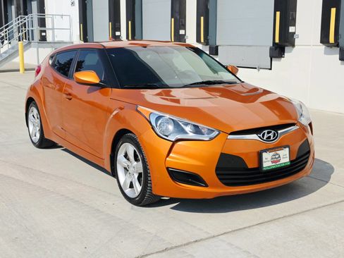 Used 2012 Hyundai Veloster FWD image 7