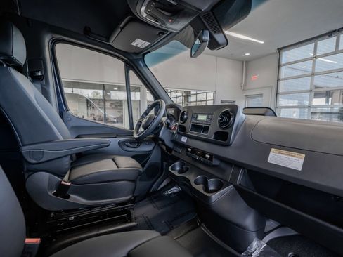 New 2026 Mercedes-Benz Sprinter 144 Cargo image 17