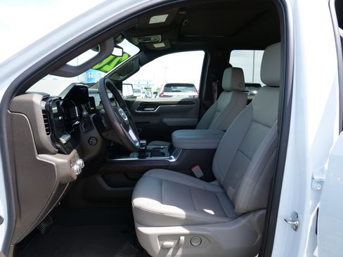 Used 2026 GMC Sierra 1500 SLT w/ SLT Convenience Package image 16