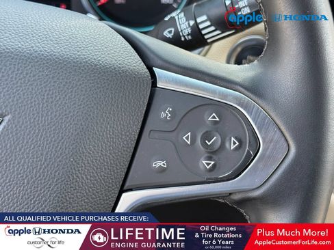 Used 2023 Chevrolet Traverse LT w/ LPO, Cargo Package AWD/4WD image 27