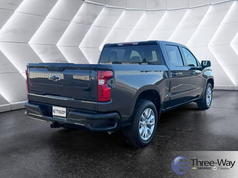 Used 2023 Chevrolet Silverado 1500 Custom w/ LPO, Dark Essentials Package image 5