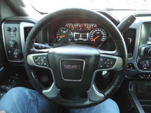 Used 2019 GMC Sierra 3500 SLT w/ Duramax Plus Package image 8