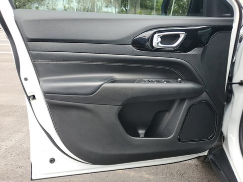 Used 2022 Jeep Compass Altitude image 12