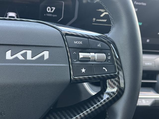 Used 2025 Kia K4 EX FWD image 26