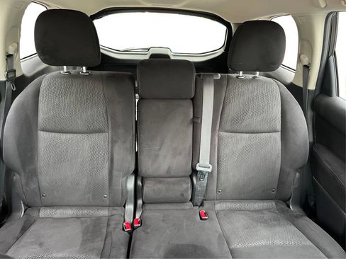 Used 2015 Nissan Pathfinder SV AWD/4WD image 14