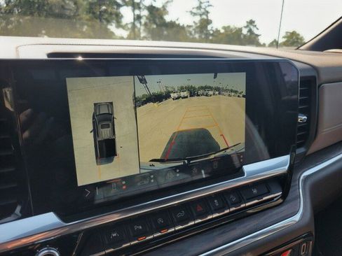 Used 2024 GMC Sierra 1500 SLT w/ SLT Premium Plus Package image 29