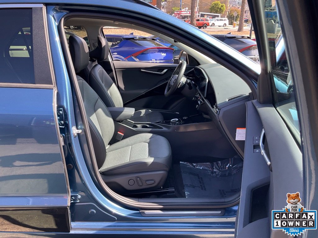 Used 2025 Kia Niro Wave FWD image 63