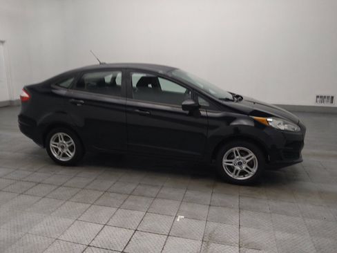 Used 2019 Ford Fiesta SE FWD image 11