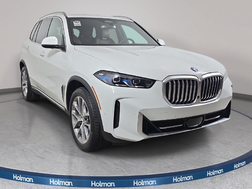 Certified 2024 BMW X5 xDrive40i w/ Premium Package AWD/4WD image 3