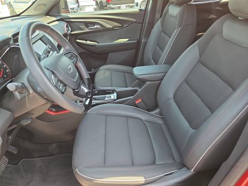 Certified 2023 Chevrolet TrailBlazer RS FWD image 11