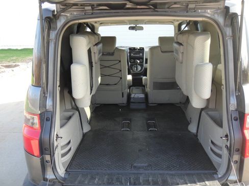Used 2011 Honda Element EX image 26