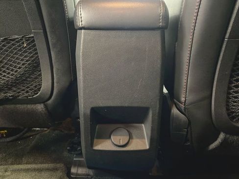 Used 2017 GMC Terrain SLT image 18