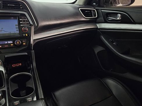 Used 2017 Nissan Maxima 3.5 SL FWD image 9