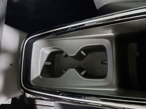 Certified 2023 Volkswagen ID.4 2WD image 16