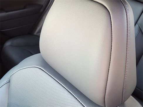 New 2025 Subaru Forester Limited image 11