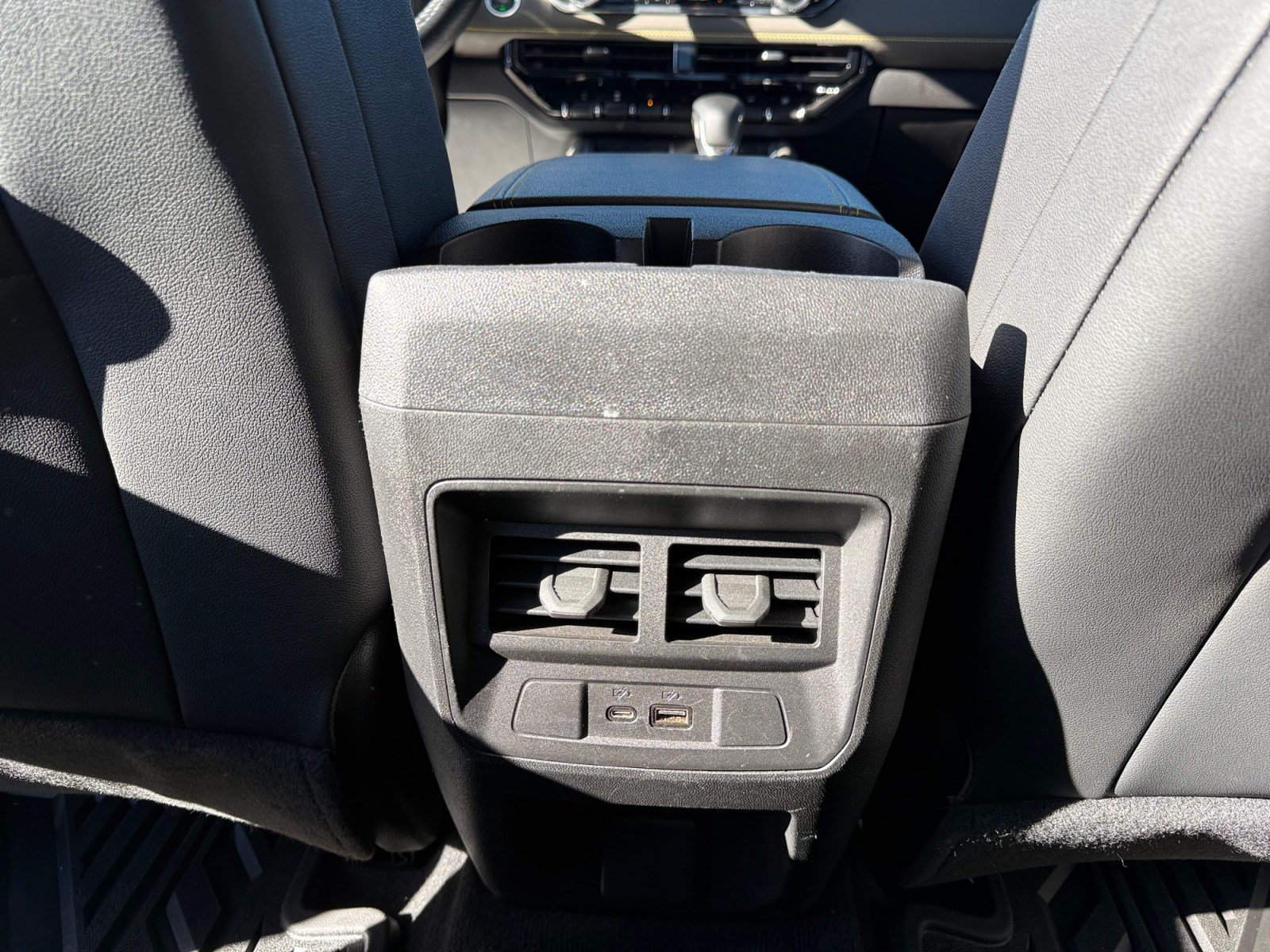 Used 2025 Chevrolet Colorado ZR2 w/ Technology Package AWD/4WD image 30