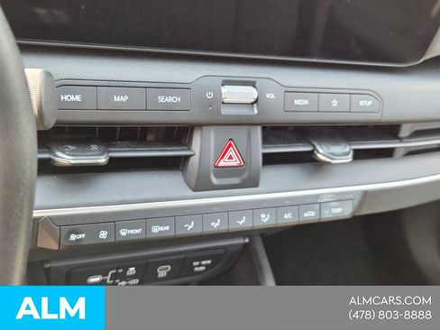 Used 2025 Kia K4 FWD image 11