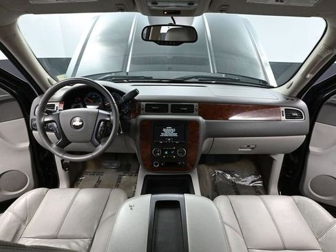 Used 2010 Chevrolet Silverado 1500 LTZ image 25