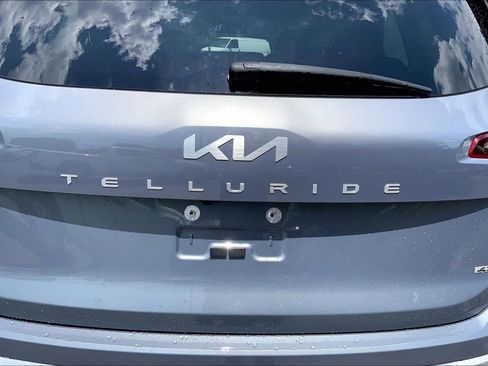 Used 2025 Kia Telluride S AWD/4WD image 24