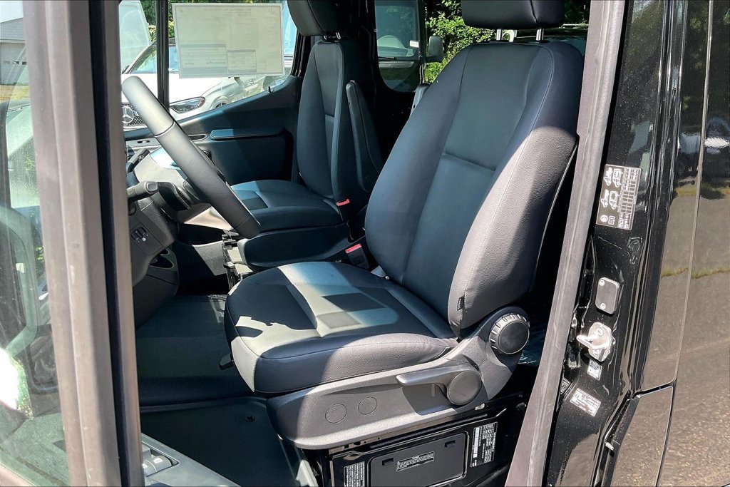New 2026 Mercedes-Benz Sprinter 3500 image 8