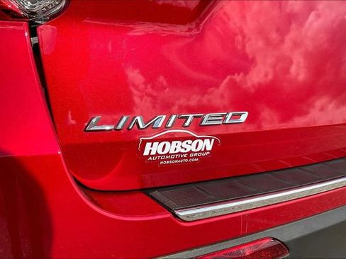 Used 2023 Ford Explorer Limited AWD/4WD image 14