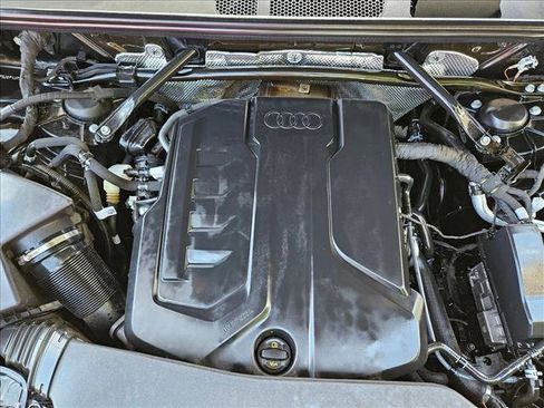 Used 2025 Audi Q5 Premium Plus AWD/4WD image 29
