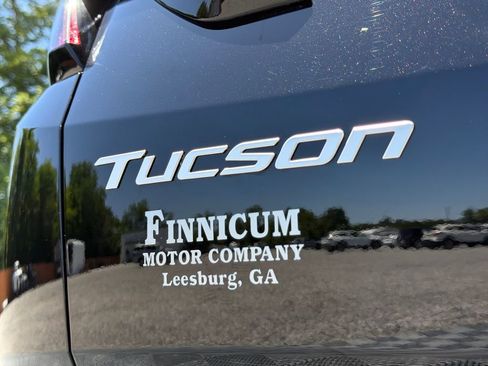 Used 2025 Hyundai Tucson Limited FWD image 17